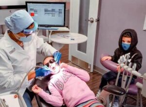 child at the dentist